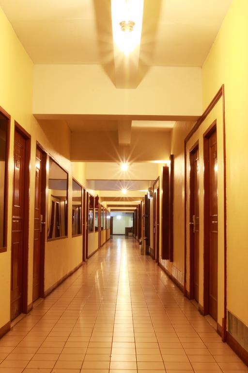 Pradipat Hotel Banguecoque Exterior foto